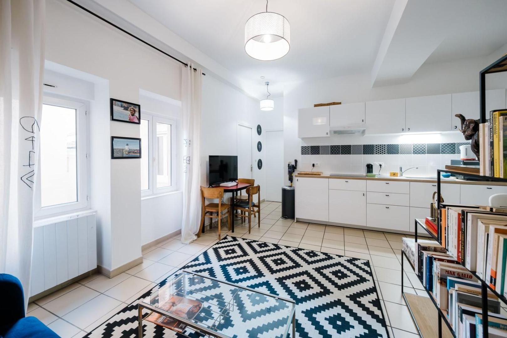 Calm & Comfort / Near Part-dieu Ail Apartment *